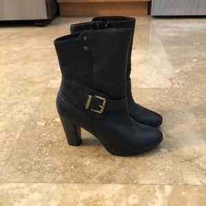 Clark’s new leather mid calf black leather boot 3 in heel size 8.5